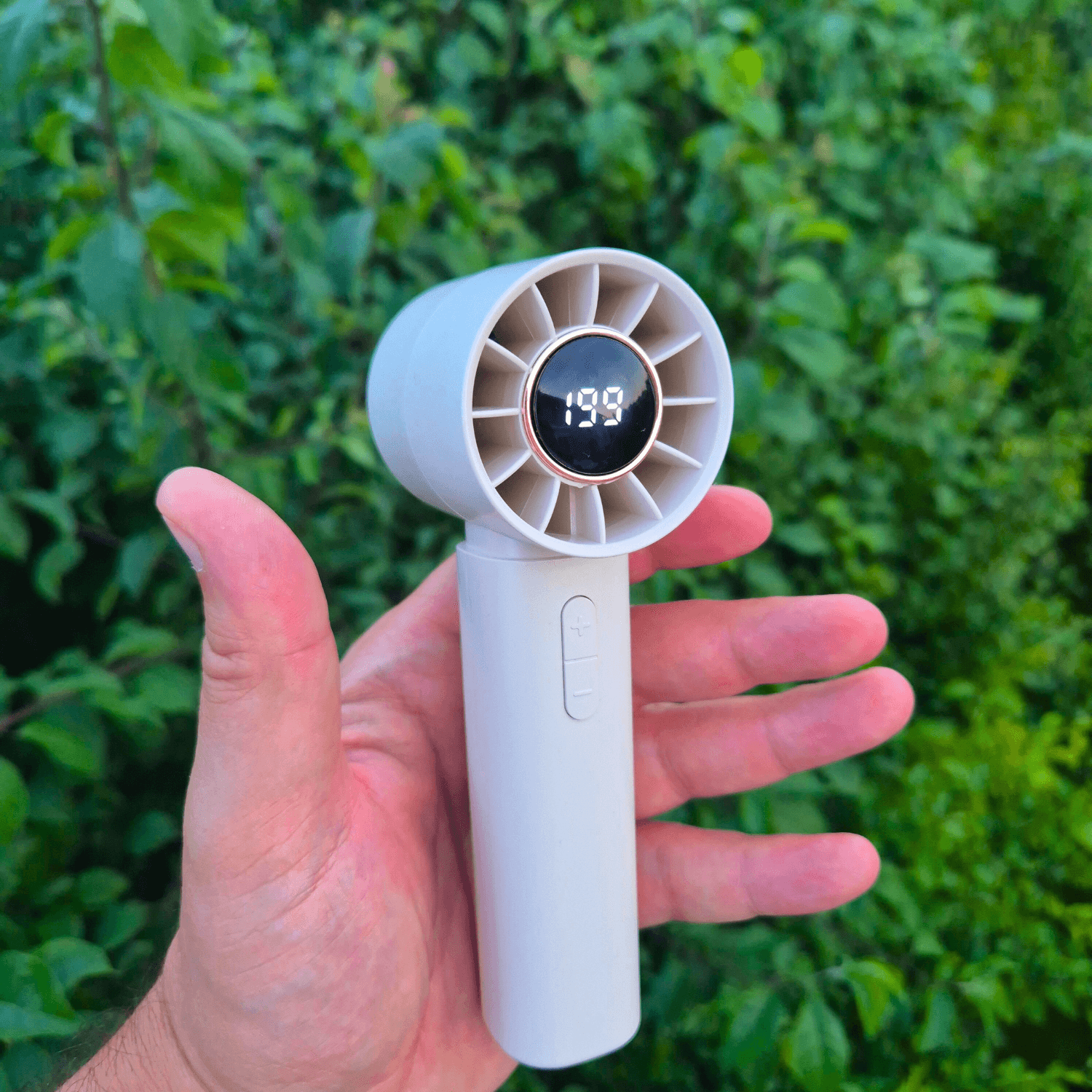 Turbo ručni ventilator - rashladjuje u sekundi