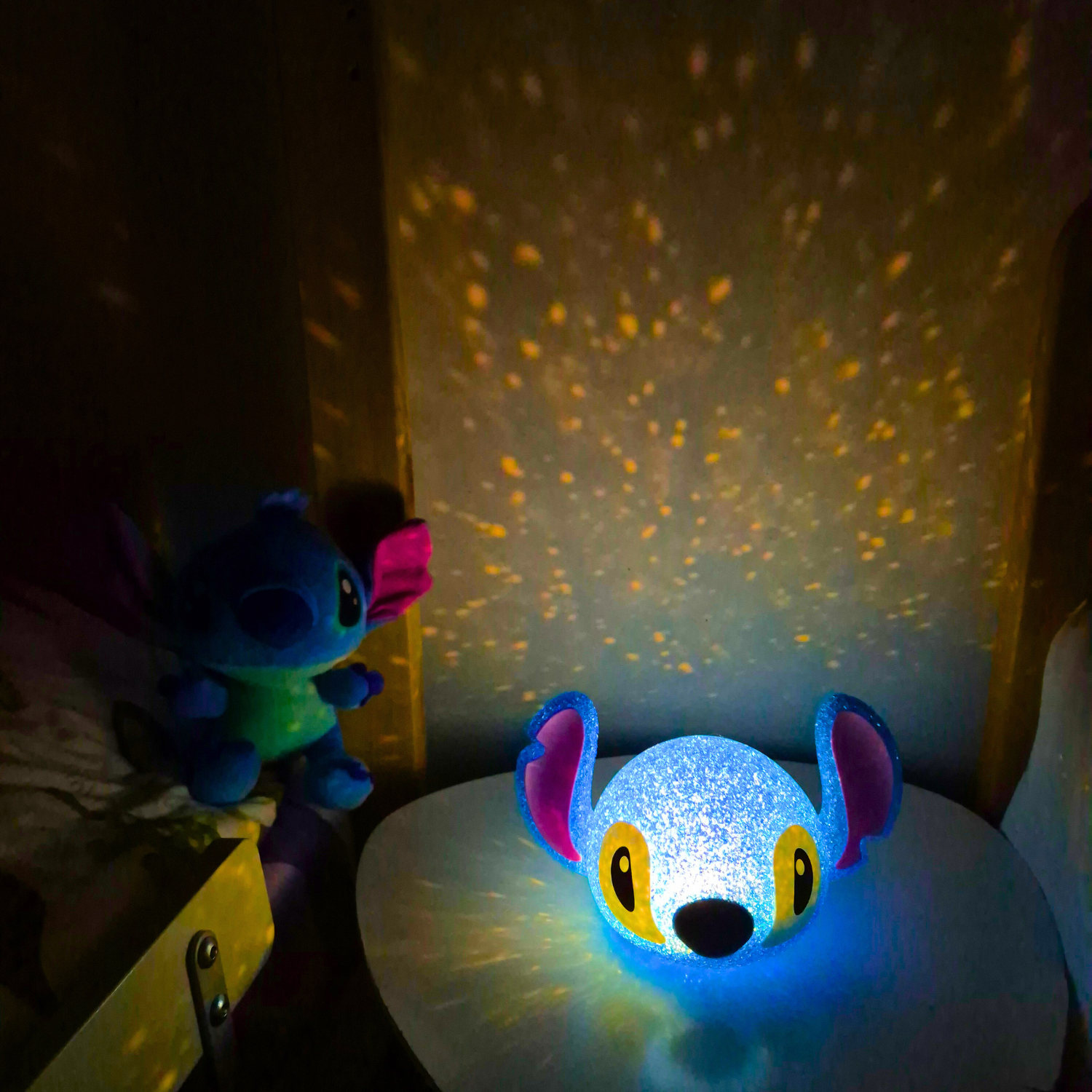 ✨ Stič noćna lampa - Zvezdano nebo u dečijoj sobi